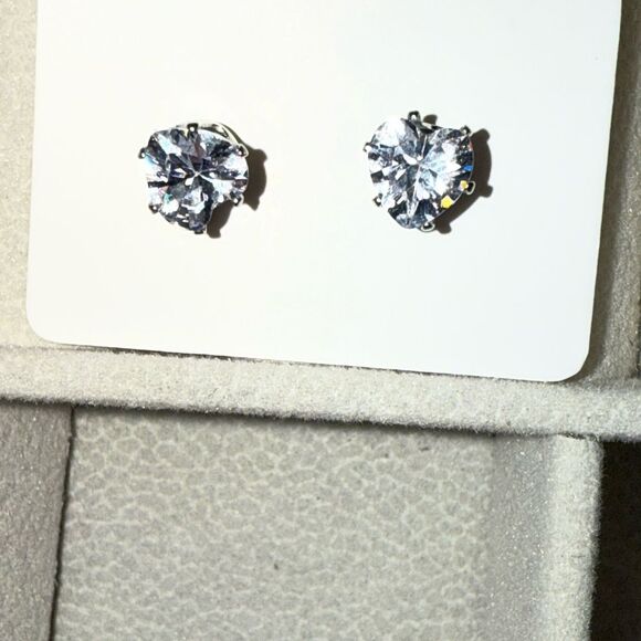 Silver Brilliant Heart Cut Earrings with Minimal Setting - Picture 1 of 2